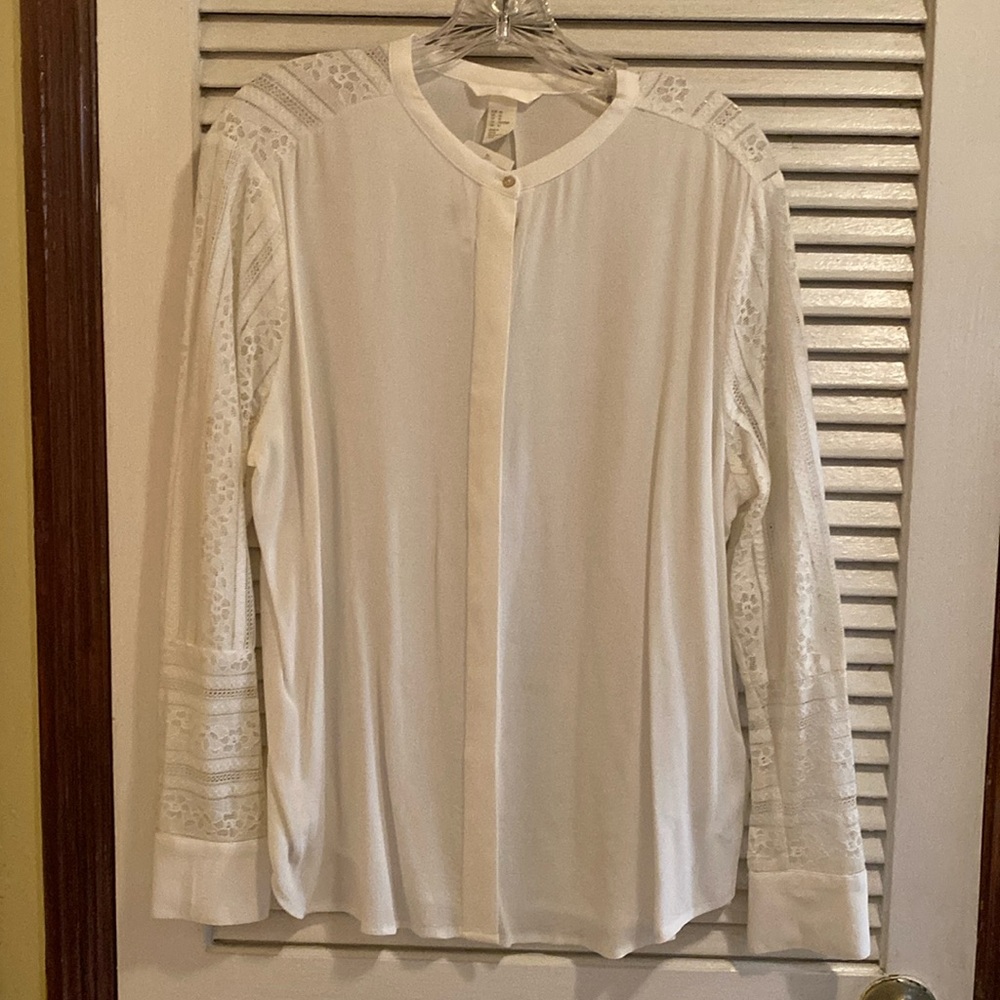 H&M - Lace Sleeve, Round Neck ButtonDown Top Sz 16